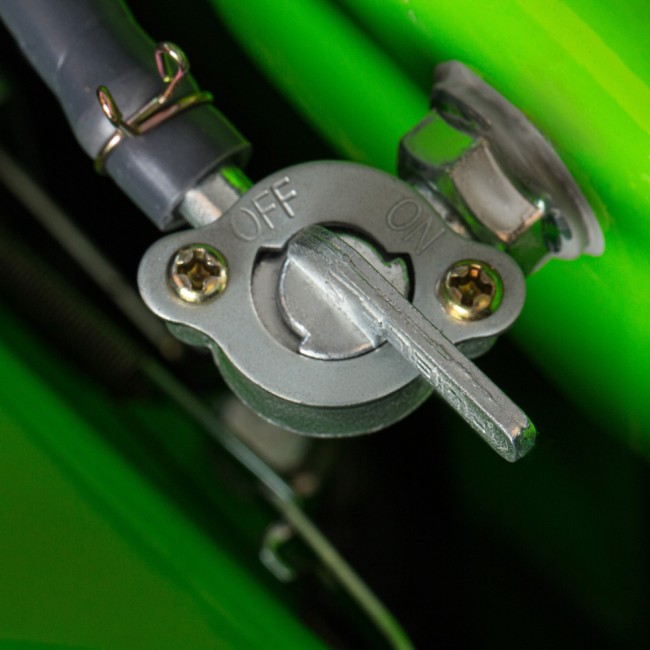 Генератор бензиновый БС-2500, 2.2 кВт, 230В, четырехтактный, 15 л, ручной стартер Сибртех