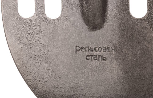 Лопата штыковая облегченная, "рельсовая сталь", с деревянным черенком и V-ручкой 210х385х1440 мм