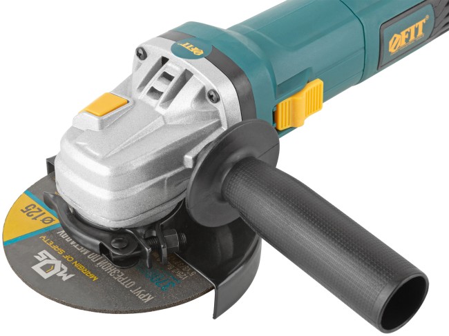 Шлифмашина угловая  710 Вт; 5000-12000 об/мин; БсК 125 мм; мал.; регулир.оборотов; коробка