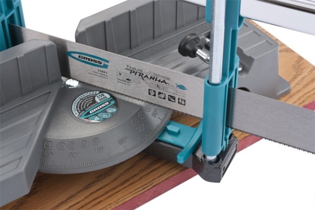 Стусло прецизионное, пила 550 мм, две прижимные струбцины Gross