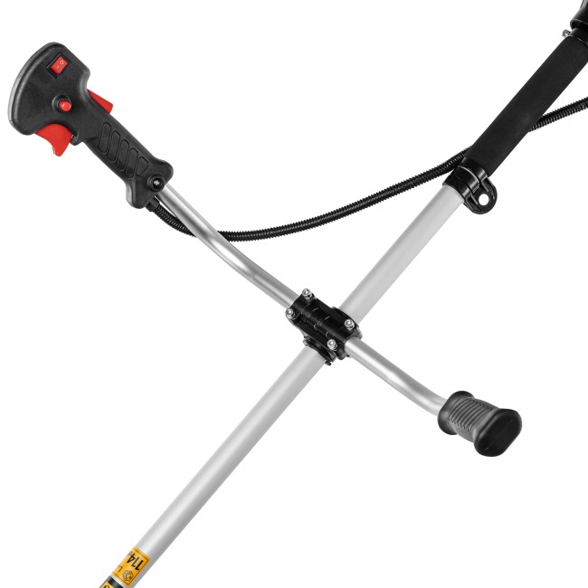 Триммер бензиновый DTS-43, 43 см3, неразъемная штанга, состоит из 2 частей Denzel Триммер бензиновый DTS-43, 43 см3, неразъемная штанга, состоит из 2 частей Denzel