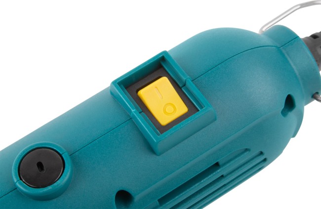 Гравировальная машина 135 Вт; 10000-32000 об/мин; 2,4/3,2 мм; БС щеток; набор насадок ; коробка