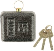 Замок навесной с закрытой дужкой, чугунный корпус 80х71 мм, стальная дужка 12 мм Замок навесной с закрытой дужкой, чугунный корпус 80х71 мм, стальная дужка 12 мм