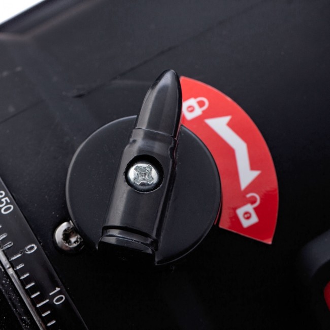 Лазерный уровень ML 05 Red, 20 м, 635 нм, резьба 5/8" Matrix Лазерный уровень ML 05 Red, 20 м, 635 нм, резьба 5/8" Matrix