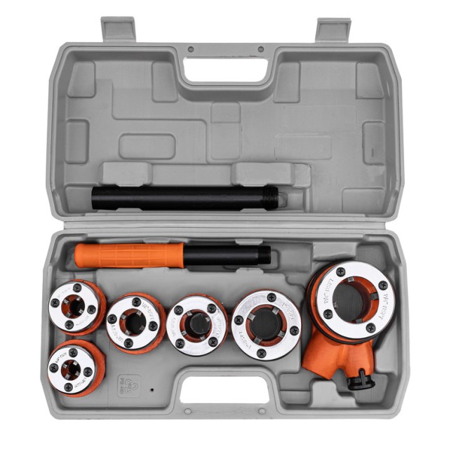 Набор клуппов 1/4-3/8-1/2-3/4-1-1.25", плашкодержатель с трещоткой, 9 предметов Sparta Набор клуппов 1/4-3/8-1/2-3/4-1-1.25", плашкодержатель с трещоткой, 9 предметов Sparta