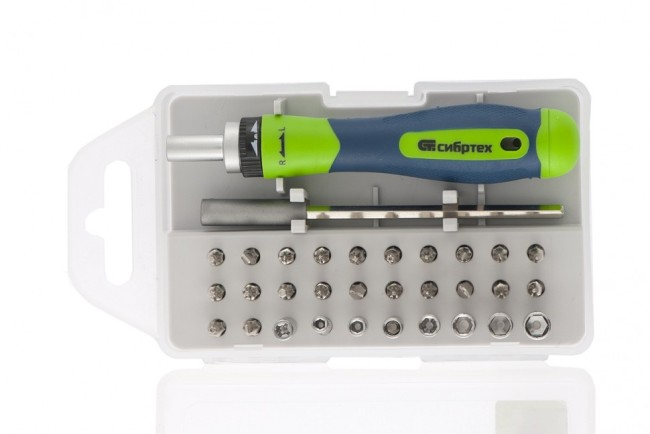Отвертка реверсивная для точных работ с набором бит и торцевых головок, 32 предмета, CrV Сибртех Отвертка реверсивная для точных работ с набором бит и торцевых головок, 32 предмета, CrV Сибртех