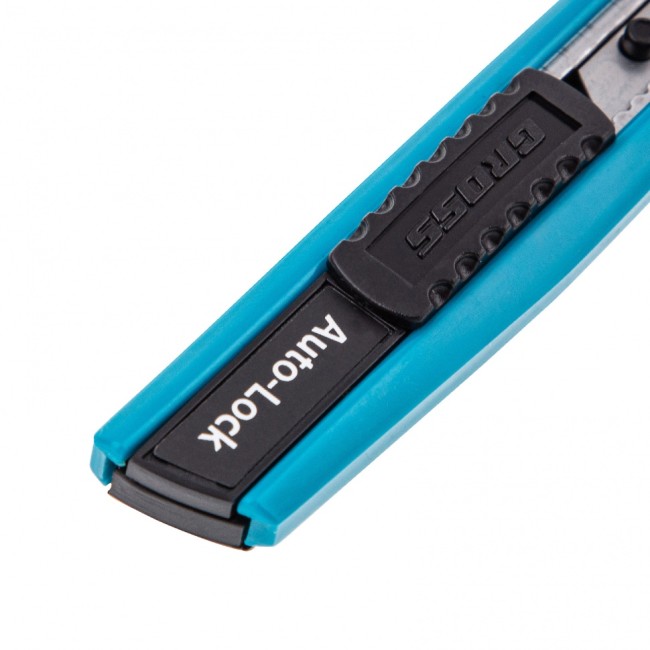 Нож, 145 мм, корпус ABS пластик, выдвижное сегментное лезвие 9 мм (SK-5), металлическая направляющая Gross Нож, 145 мм, корпус ABS пластик, выдвижное сегментное лезвие 9 мм (SK-5), металлическая направляющая Gross